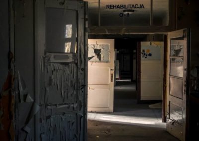 opuszczony szpital dziecięcy